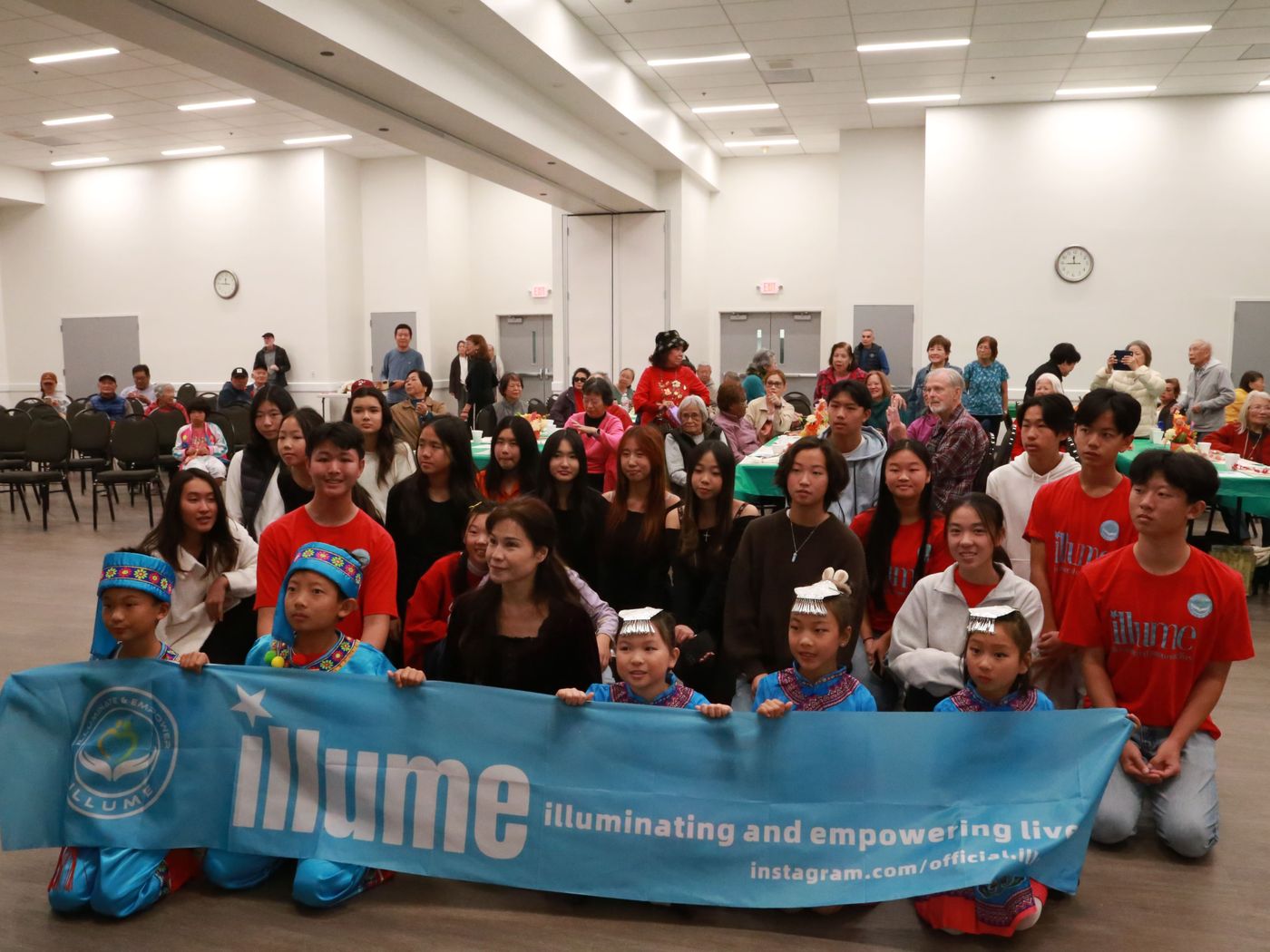  ILLUME celebrates Thanksgiving with seniors 11/25/2024